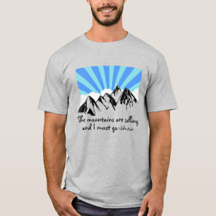 Camiseta "Las montañas están llamando" las nubes y el cie