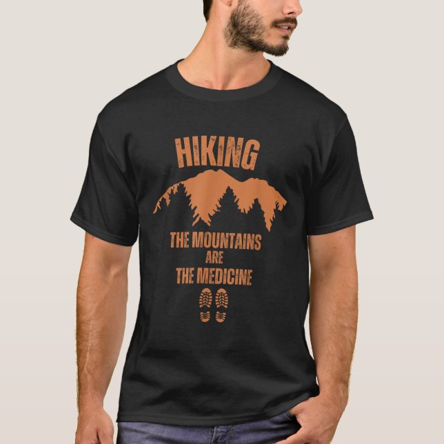 Camiseta Las Montañas Senderismo Son Cita De Filosofía Médi (Anverso)