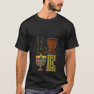 Camiseta Las mujeres aman la feliz decoración de Kwanzaa