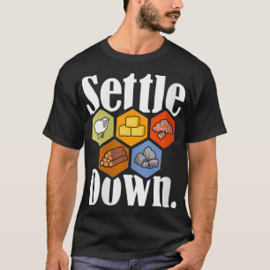 Camiseta Las mujeres arreglan el juego de mesa de la noche