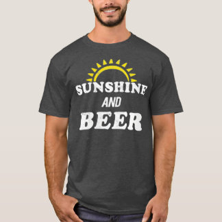 Camiseta Las mujeres beben alcohol en verano el sol y