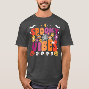 Camiseta Las mujeres Groovy Spooky Vibes Fantasma Floral Re