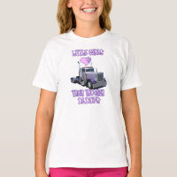 Las niñas aman su ropa de los papás del camionero