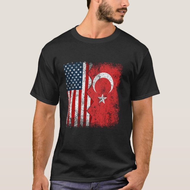 Camiseta Las raíces turcas a medio bandera norteamericana A (Anverso)