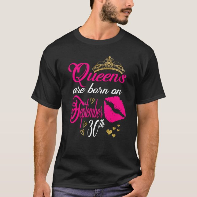 Camiseta Las Reinas De Impresión De Lip Rosado Nacieron El  (Anverso)