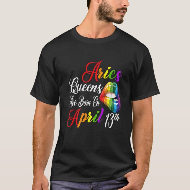 Camiseta Las Reinas De Los Labios De Arcoiris Nacieron El 1 (Anverso)