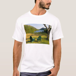 Camiseta Las sillas Adirondack en el césped del Jordán