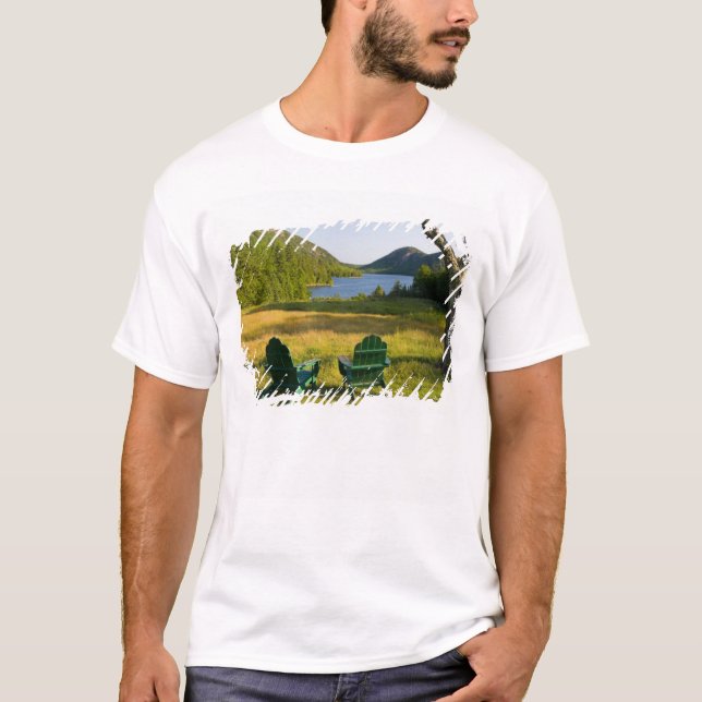 Camiseta Las sillas Adirondack en el césped del Jordán (Anverso)