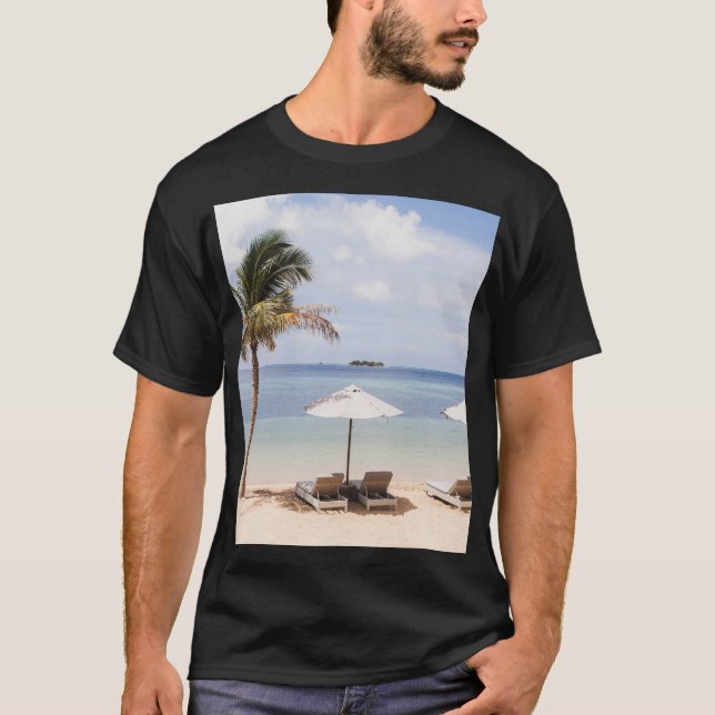 Camiseta Las sombrillas tropicales son blancas y de palma. (Anverso)