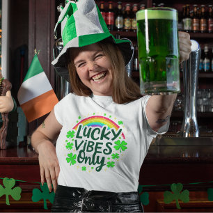 Camiseta Las vibraciones afortunadas solo son irish de arco