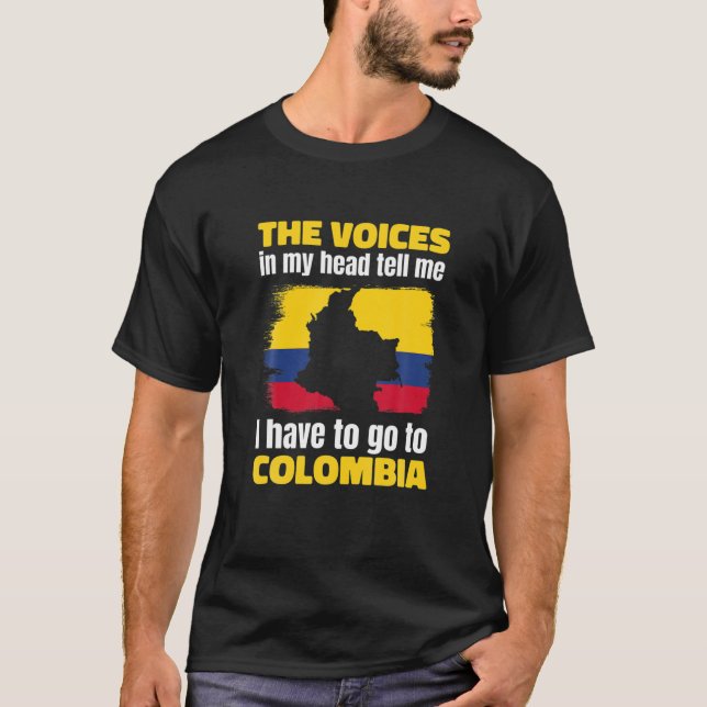 Camiseta Las Voces En Mi Cabeza Dicen Que Tengo Que Ir A Co (Anverso)