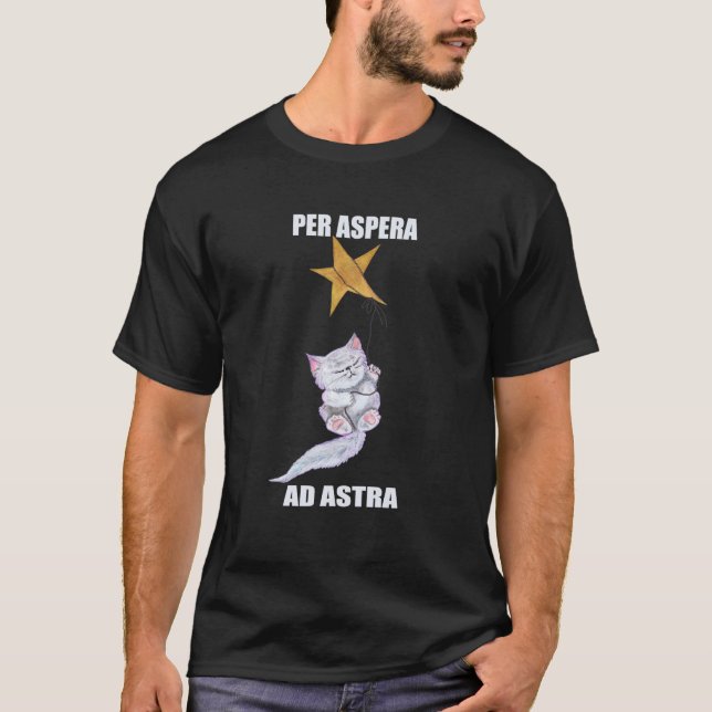 Camiseta Latín - Apera Ad Astra Con Un Gato Cutáneo (Anverso)