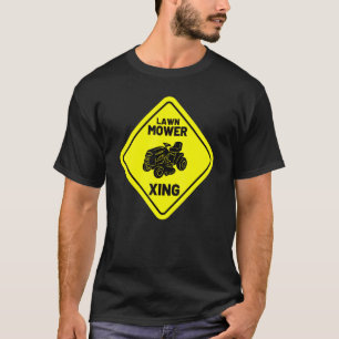 Camiseta Lawn Mower Xing Mowing Retro Yard Work Lawn Tracto