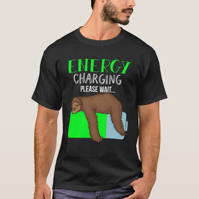 Camiseta Lazy Energy Recharging Sloth Monday Workaholic (Anverso)