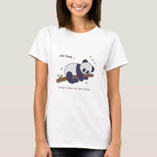 Camiseta Lazy Panda Quote – Aún Cansado y Ojeras