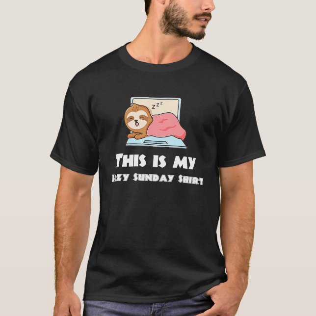 Camiseta Lazy Sunday Sleep Stay At Home Sloth (Anverso)