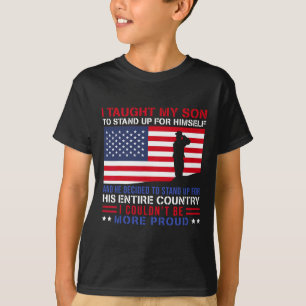 Camiseta Le enseñé a mi hijo a mantenerse orgulloso Mamá mi