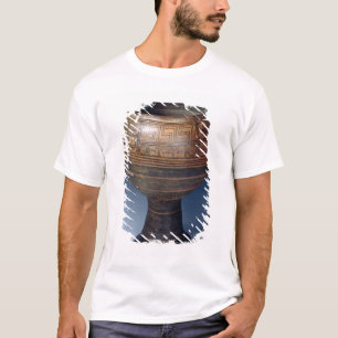 Camiseta Lebes adornó con un modelo geométrico