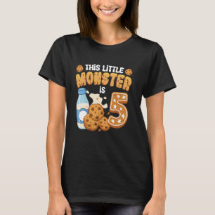 Camiseta Leche y galletas Este Pequeño Monstruo Es 5 Quinto
