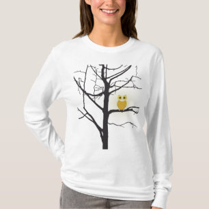 Camiseta Lechuza brillante sentada en la rama del árbol se