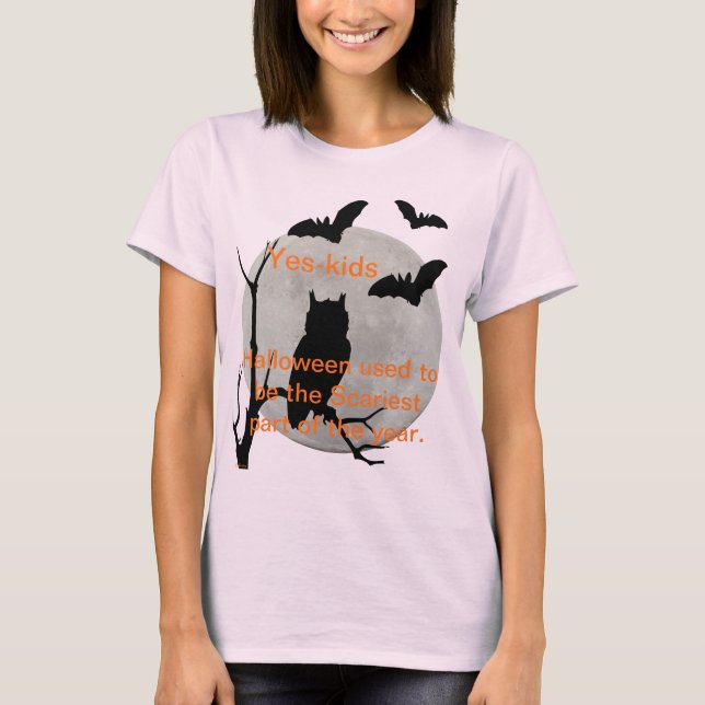 Camiseta Lechuza Halloween rosa pálida y murciélagos (Anverso)