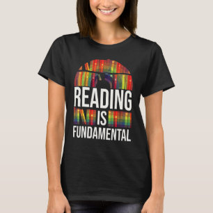 Camiseta Leer es fundamental para la poesía Bookworm y el l