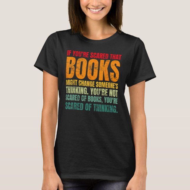 Camiseta Leer libro de libros prohibidos (Anverso)
