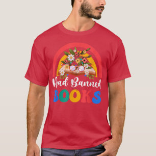 Camiseta Leer libros prohibidos Floral arcoíris para el ama