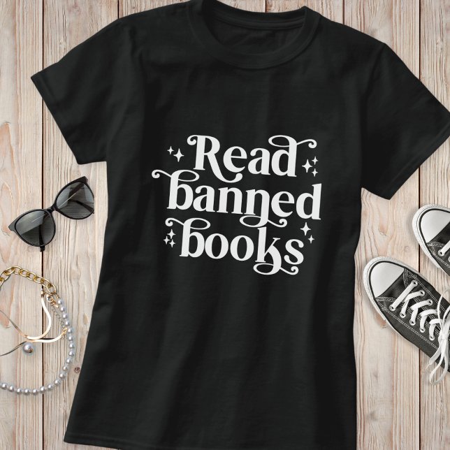 Camiseta Leer libros prohibidos Leer tipografía de amantes (Subido por el creador)