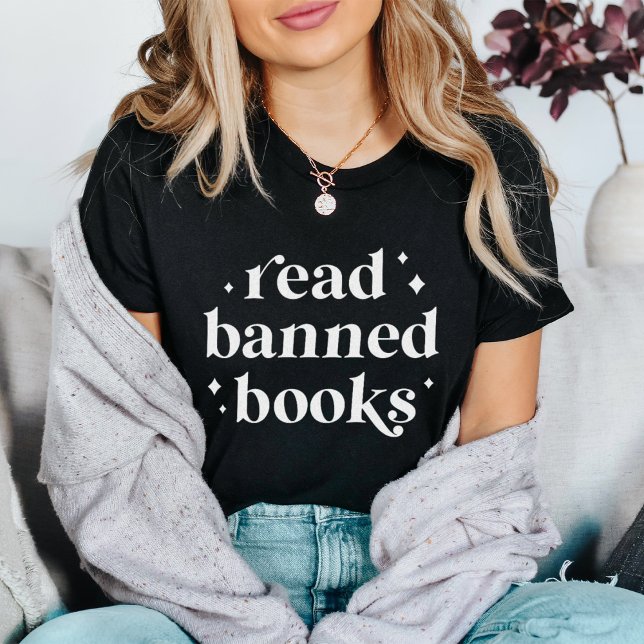 Camiseta Leer libros prohibidos Letras retro (Subido por el creador)