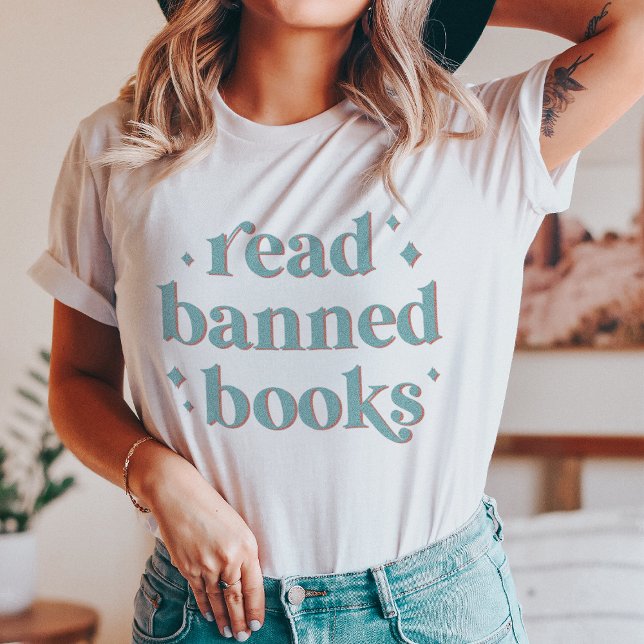 Camiseta Leer libros prohibidos Letras retro (Subido por el creador)