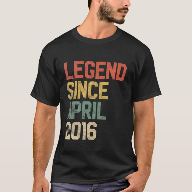 Camiseta Legend Infantil Desde Abril De 2016 5º Cumpleaños  (Anverso)