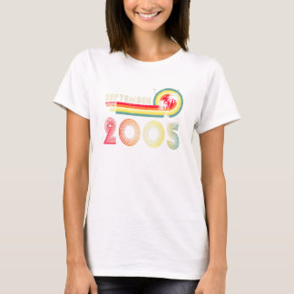 Camiseta Legendary Awesome Epic Since September 2005 16th B