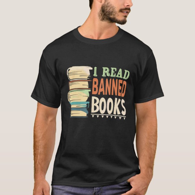 Camiseta Leí Libros Prohibidos Con Libro Y Gusano De Libros (Anverso)