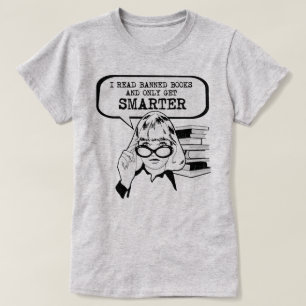 Camiseta Leí libros prohibidos y solo me puse más inteligen