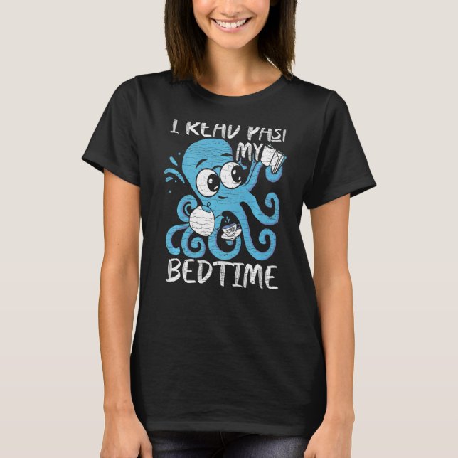 Camiseta Leí Más Allá De Mis Libros De Octopus De Cama (Anverso)
