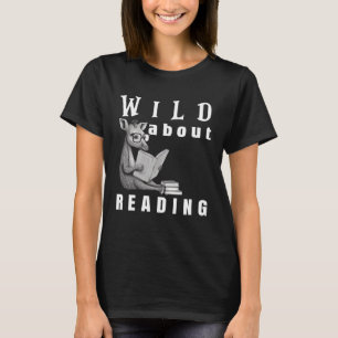 Camiseta Lejos de leer libros de amor Nerd Bookworm Librar