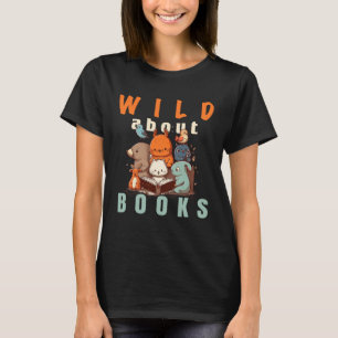 Camiseta Lejos de leer libros de amor Nerd Bookworm Librar