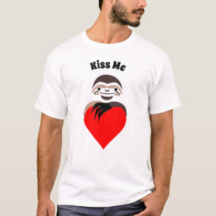 Camiseta Lema abrazando un corazón de amor rojo