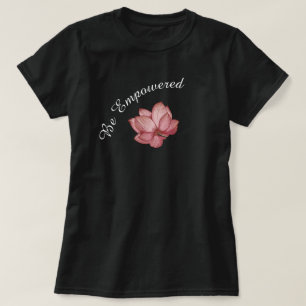Camiseta Lemán de agua rosada con lirio de agua sobre inspi