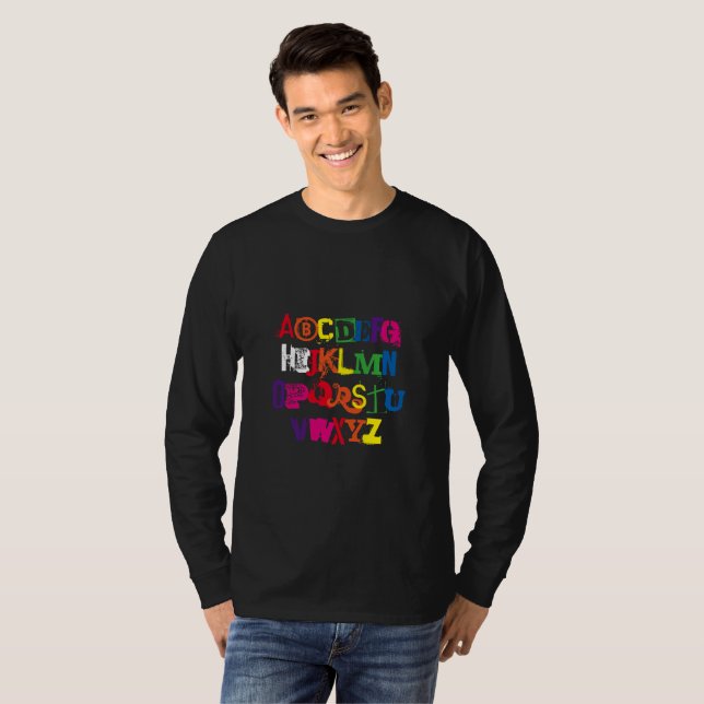 Camiseta Lenguaje alfabético divertida tipografía arcoiris (Anverso completo)