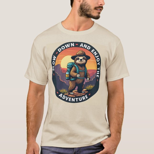 Camiseta Lenta eslogan verde y disfrute de la aventura (Anverso)