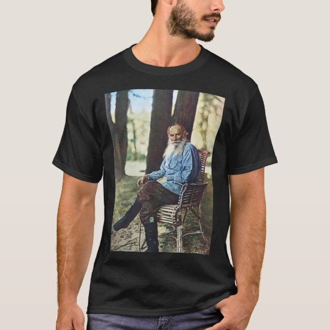 Camiseta Leo Tolstoy Classic T-Shirt (Anverso)