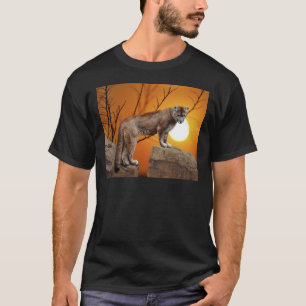Camiseta León de montaña en la puesta del sol