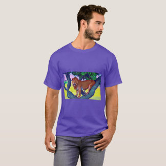 Camiseta León en árbol