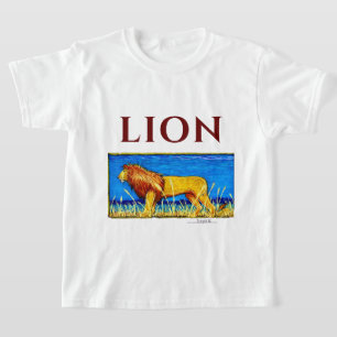 Camiseta León en la hierba alta
