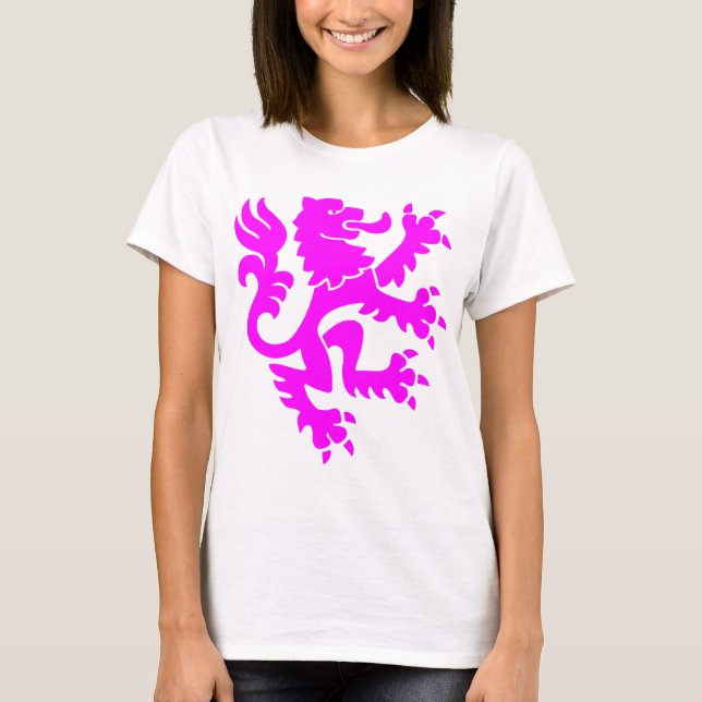 Camiseta León heráldico 01 - Magenta (Anverso)