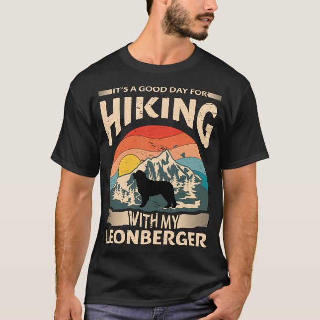 Camiseta Leonberger Hiking, Leonberger Mom - Leonberger Dad (Anverso)