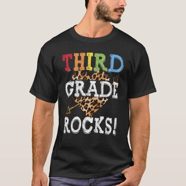 Camiseta Leopard 3º grado Rocks Squad Teacher Youth de vuel (Anverso)