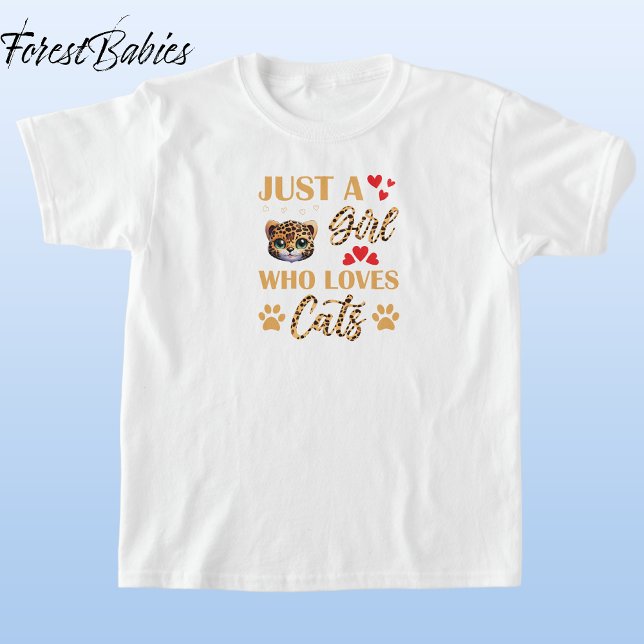 Camiseta Leopard Animal Print Font, Chica que ama a los gat (Cute Leopard Kitten, Wild Kitty, Feline Animal Print Font, Just A Girl Who Loves Cats T-shirt 🐆)